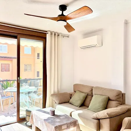 Playa La Mata アパート トレビエハ